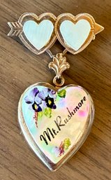 Vintage Mother Of Pearl Mount Rushmore Double Heart Locket Hand Painted