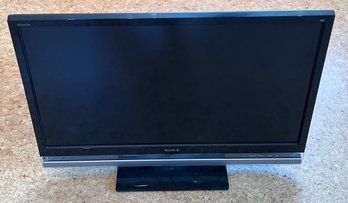 Sony Bravia 40' TV With Base Model KDL-40XBR6
