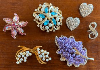 Vintage Brooches Pins - Rhinestones - Hearts (as Is) Faux Pesrls