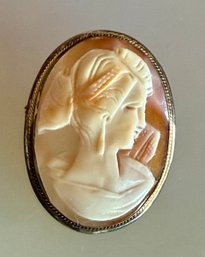 Victorian Antique 800 Silver Hand Carved Shell Cameo Pendant - Pin