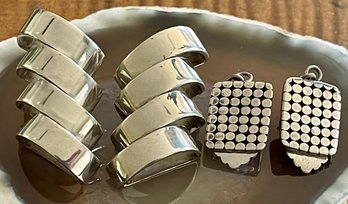 31.2 Grams 2 Pairs Of Vintage Handmade Sterling Silver Clip On Earrings