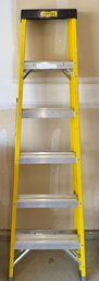 Stanley Heavy Duty 250lb. Fiber Glass 6 Foot Ladder ST776WRB
