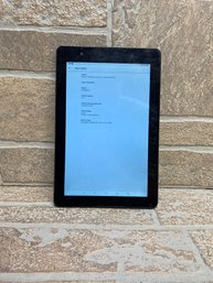 RCA 10 Android Tablet RCT6B86E12 (Android 8.1)  Working, Scratched Screen