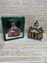 Heartland Valley Village Porcelain Lighted Bank & Trust Building W/ Box Dickens Collectibles 1996
