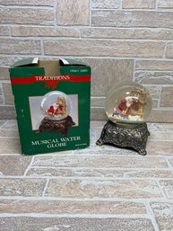 Vintage Traditions Musical Water Globe Santa Christmas Snow Globe W/ Box  Works