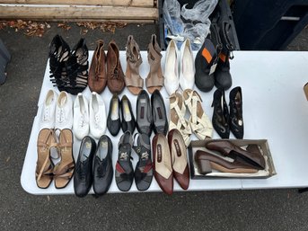 Large Lot Of Womens Shoes  Heels, Sandals, Flats & Boots  Mixed Styles & Brands