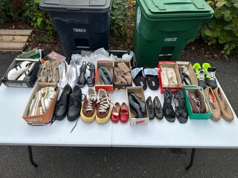 Large Mixed Lot Of Shoes  Mens, Womens & Youth  Sneakers, Dress Shoes, Heels & Casual  Assorted Sizes