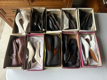 Womens Shoe Lot  Heels, Flats & Comfort Shoes  Black, White & Brown  Boxed Assortment