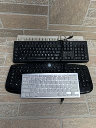 Lot Of 4 Computer Keyboards  HP, Logitech Access 600, Apple Wireless & Vintage PS/2