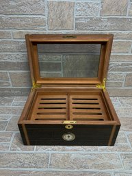 Decorative Desktop Cigar Humidor With A Cedar Interior