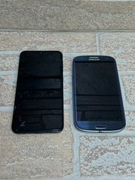 Lot Of 2 Samsung Smartphones  Galaxy S III Verizon  Newer Model  Cracked Screens  Untested AS-IS