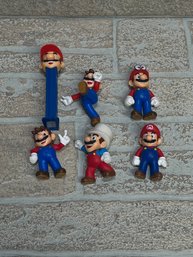 Nintendo Super Mario Figure Lot (6 Pieces / PEZ Dispenser)  Jakks Pacific