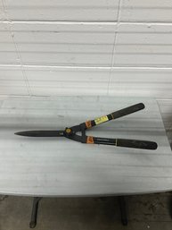 Fiskars Hedge Shears Model 9179  Manual Garden Trimming Tool