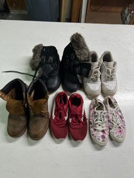 Lot Of 5 Pairs Shoes & Boots - Nike, Timberland, New Balance & More - Sizes 8-9