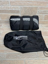 DAGMI Outdoors Waterproof Sherpa Blanket With Carry Bag