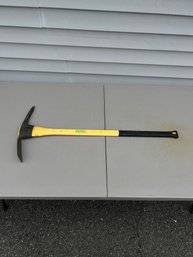 Expert Gardener Pick Mattock Garden Digging Tool - 35' Fiberglass Handle