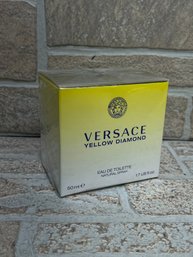 Versace Yellow Diamond Eau De Toilette Natural Spray 1.7 Oz 50ml - New Sealed