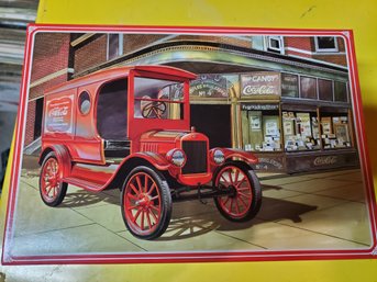 Coca Cola Ford Model T Delivery 1/25 Scale