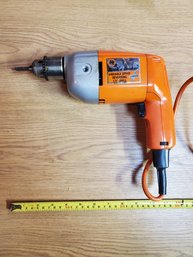 Black & Decker Variable Speed Reversing 1/2' Drill - Tested