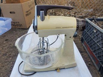 Vintage Sunbeam Mixmaster Mixer