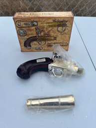 Avon Thomas Jefferson Handgun Deep Woods Cologne With Original Box