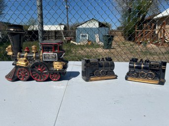 1960's Ezra Brooks Kentucky Straight Bourbon Whiskey Decanter And Train Bookends