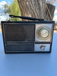 Vintage Motorola Box Radio