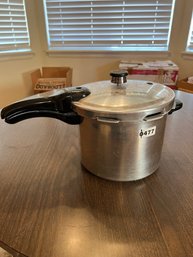 Presto 33oz Pressure Cooker