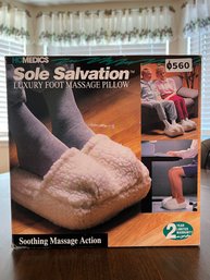 NEW Homedics Sole Salvation Luxury Foot Massage Pillow Slippers