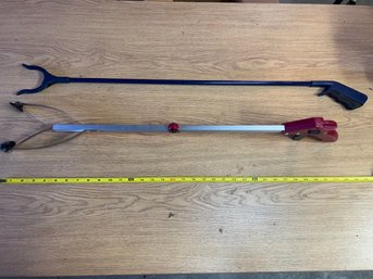 Gripper / Grabber Tools Set Of 2