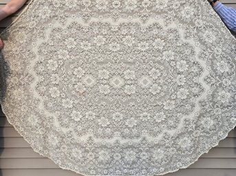 Lot 10-134 Nice Oval Ivory Color Lace Tablecloth  (White Shelf 2)