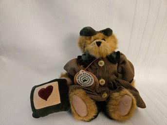 Lot 10-254 Small Boyd's Bear (Atkins)