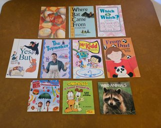 Lot 10-283 Ten Young Childrens' Books (White Shelf 2)