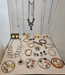 Lot 5-145 Jewelry Lot Charms, Pendants, Necklaces, Bracelets (Top Lateral)