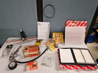 Lot 5-190 Misc Car Parts, Toyota Cabin Filter, Air (Tan Shelf By Bthrm)