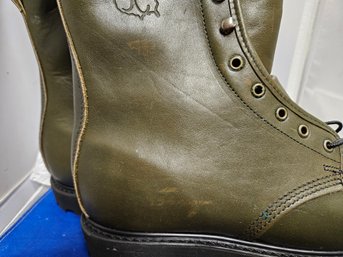 Lot 5-224 American Footwear Work Boots Sz 7 Women's (TIR-2)