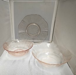 Lot 5-234 Three Pieces Pink Depression MacBeth Pattern (TIR-2)