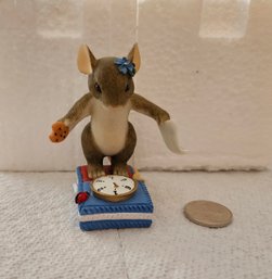 Lot 5-270 Charming Tails, Just Weight (TIR-2)