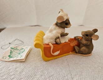 Lot 6-56 Charming Tails, Pumpkin Pie (TIR-2)