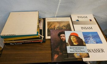 Lot 5-372 Art Lot Books (White Shelf)