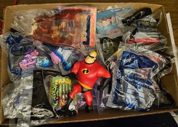 Lot 5-386 McDonalds Toys  2005, 2008 (White Shelf 2)