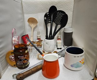 Lot 5-407 Kitchen Lot (wood Around Corner)