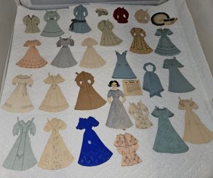 Lot KN 6-26 Homemade 1911 Antique Paper Doll And Clothes (Top 2-drawer)