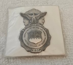 Lot 6-154 US Air Force Security Police Badge (Top Lateral)