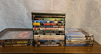 Lot 6-198 Mixed Lot DVDs  (white Shelf 2)