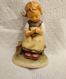 Lot 6-274 Busy Student M.I. Hummel Goebel (bottom Lateral)