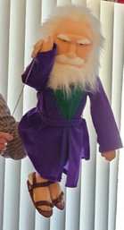 Lot 6-276 Noah, Ministry Puppet (top Gray Cab)