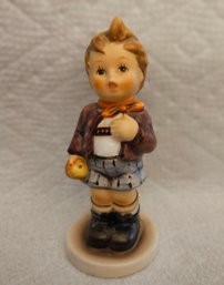 Lot 6-290 Cheeky Fellow Goebel Hummel (bottom Lateral)