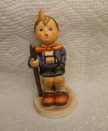 Lot 6-333 Little Hiker, Goebel, Hummel