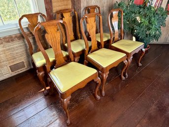 SET Of (6) QUEEN ANNE INSPIRED DINING CHAIRS